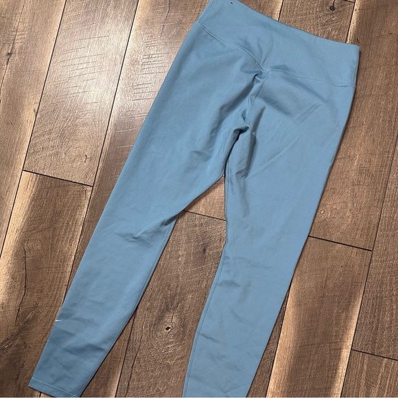 Nike Leggings - Picture 7 of 7